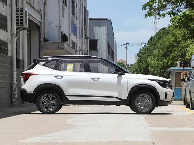 Kia Seltos 2023 1.5L IVT Luxury